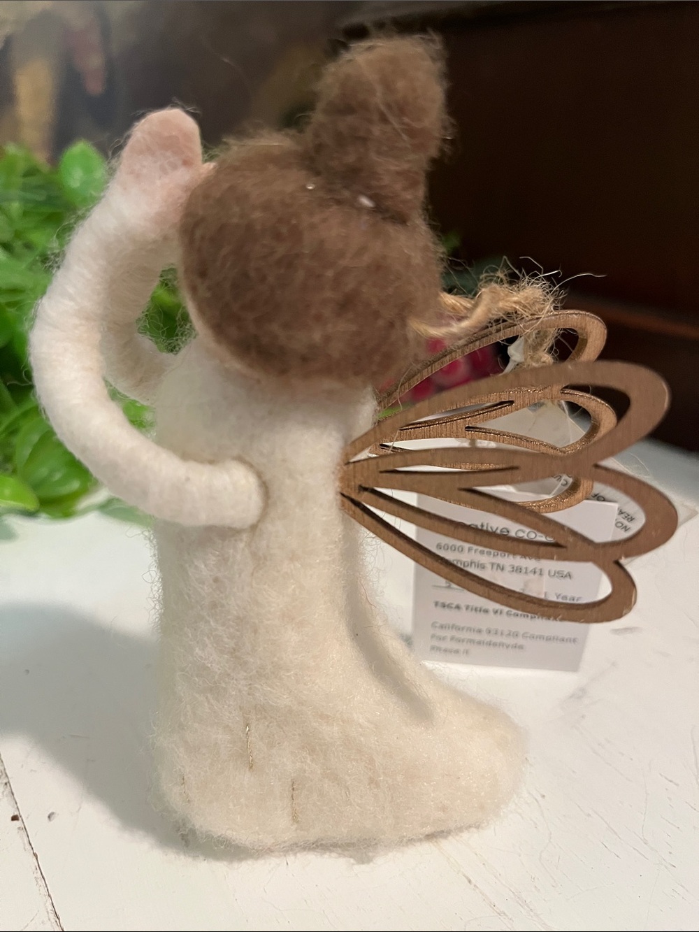 NWT WOOL Felted ANGEL Ornate Wood Wings Kneelin Praying Brunette Hair Bun Lovely